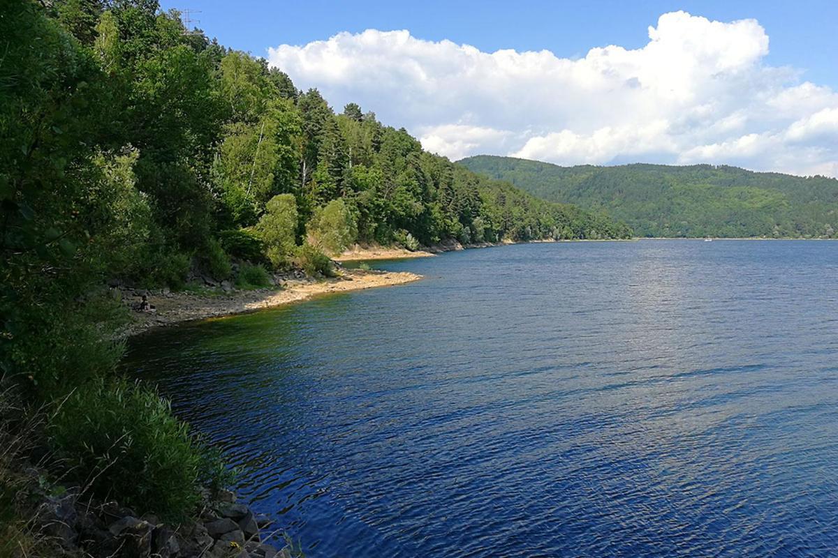 Domek Caloroczny Tresna Agata Экстерьер фото