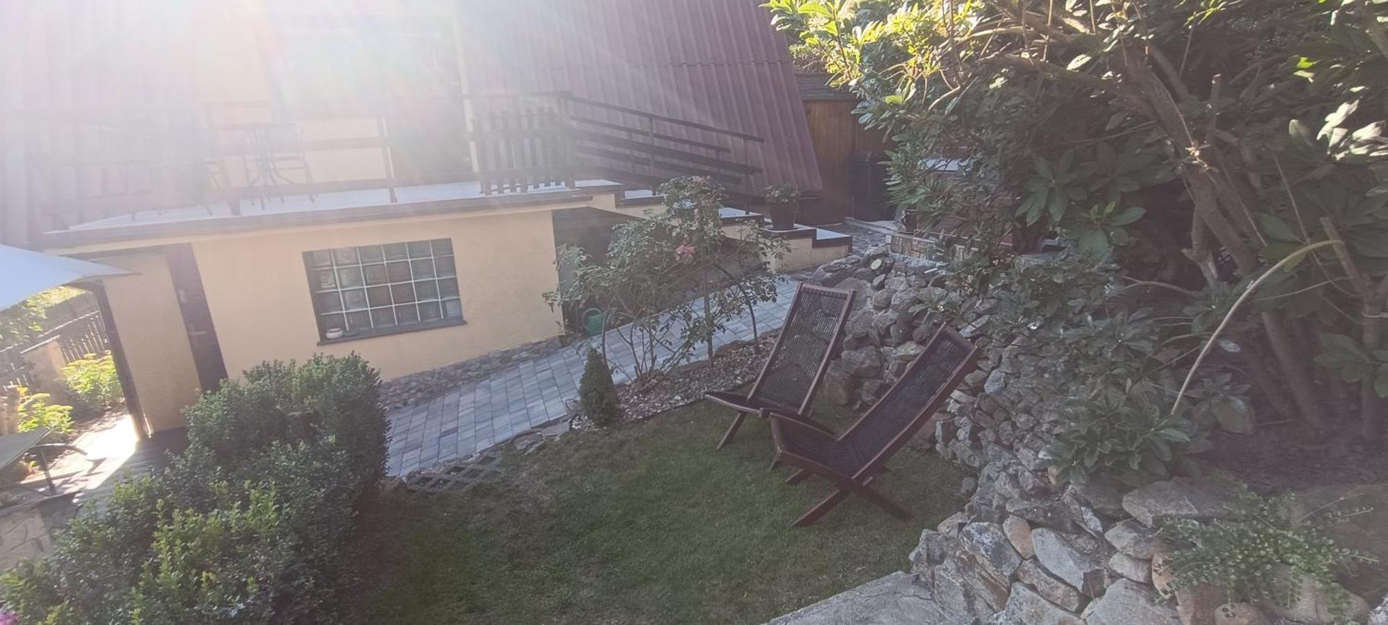 Domek Caloroczny Tresna Agata Экстерьер фото